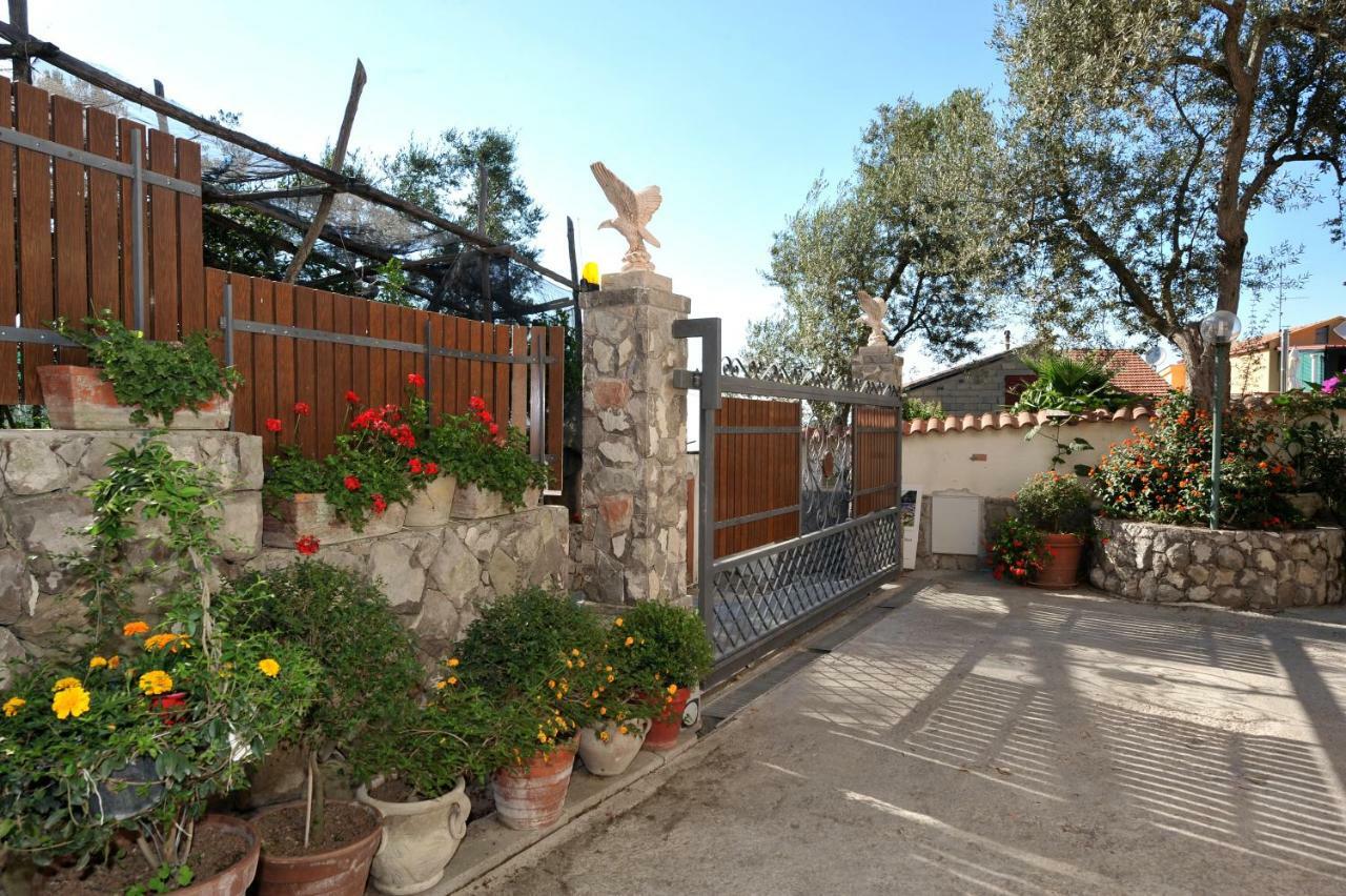 Casa Vacanze Chery Sorrento Dış mekan fotoğraf